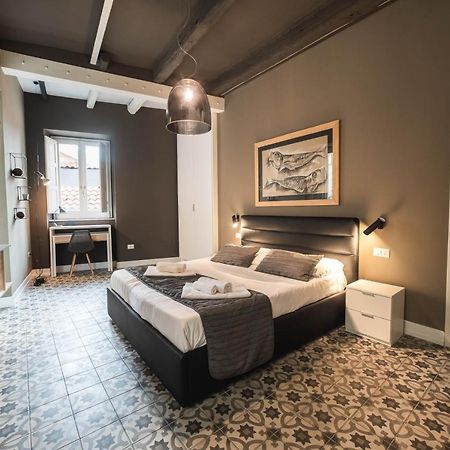 Palazzo Paladini - Luxury Suites In The Heart Of The Old Town 피조 외부 사진